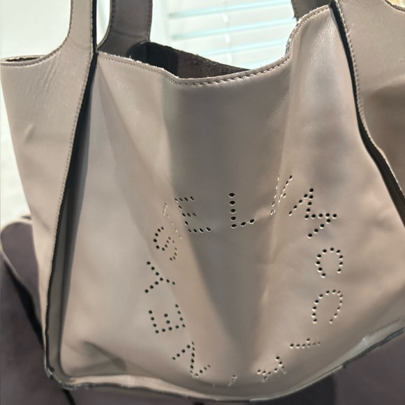 Stella McCartney logo tote bag - Picture 14 of 17